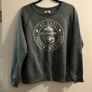 Grayson/threads sweatshirt